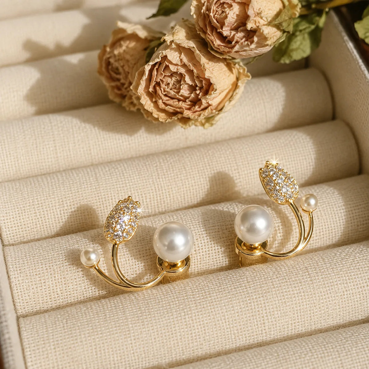 Crystal Leaf Pearl Ear Earrings