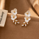 Pearl Flower Crystal Stud Earrings